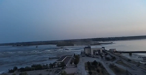 （影）烏克蘭大壩被炸毀 澤連斯基召開緊急會議 俄：是被恐怖襲擊摧毀的 