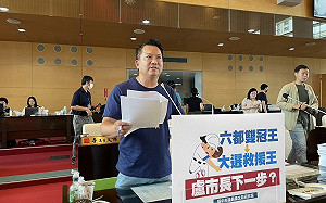 侯友宜民調低 藍營議員要盧秀燕當救援王