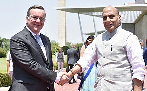 你們太依賴俄國了喔 也跟我們買點吧! 德防長訪印 緊盯1,560億潛艇生意