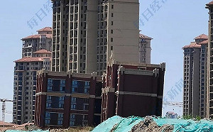 真的歪樓了！ 地面還出現大裂縫 天津碧桂園地基沉降 3千居民緊急疏散