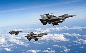 才摔魚鷹 F-16又出事! 韓媒 : 一架美軍F-16墜黃海 飛行員緊急逃生