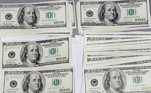 美債連日遭拋售 川普關稅影響美經濟穩定性