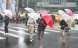 下週致災性梅雨遍佈全台　只有這天是空檔