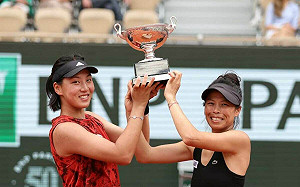 謝淑薇搭檔王欣瑜  奪法國網球賽女雙冠軍