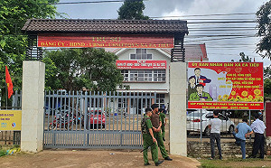 越南大叻省兩處警局爆槍擊案釀8死 目前已逮捕22嫌疑人