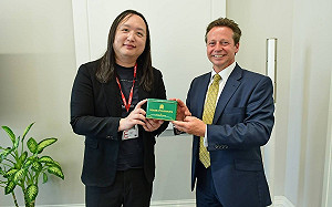 拜會英國商業貿易部副部長 唐鳳：將盡速推動數位簽章互惠認證