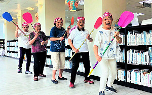 平溪千歲公嬤過端午  新北市圖推另類樂划龍舟不老操   