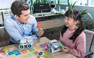 開啟孩子創造力！華碩STEAM教育程式機器人上市