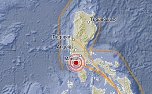 震撼馬尼拉! 菲律賓發生6.3級地震 馬可仕記者會到一半緊急撤離