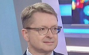 中加交惡 憂心遭報復！連錢包都沒帶 加籍亞投行前高管從北京逃到日本