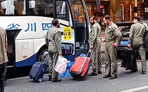 巴基斯坦飛行員現身成都 專家：可能將第3度向中方購買殲-10戰機