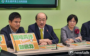 柯文哲拋重啟服貿  柯建銘嗆外行裝內行 整天亂講話