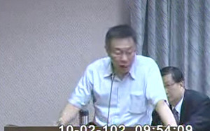 柯文哲為服貿嗆邱顯智｢陰險狡詐政客｣ 王婉諭：反觀十年前的柯醫師