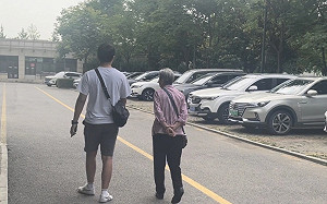 你才神經病! 陸男被妻送院關80天遭扎針、捆綁、電擊 出院後反送她進去