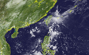 熱帶擾動靠近補水有望！專家：中南部午後大雷雨機率高