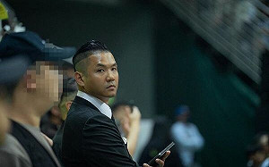 管仁健觀點》黑人為何要ㄚ頭站起來道歉？