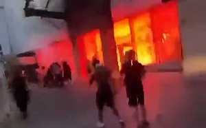 (影) 法國抗議爆亂徹底失控！馬賽最大圖書館被燒毀