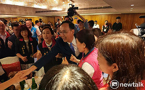 轟民進黨私大補助為選舉 朱立倫加碼拋「公立大學免學費」