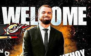 塔克回歸太陽　這次是以總教練身份