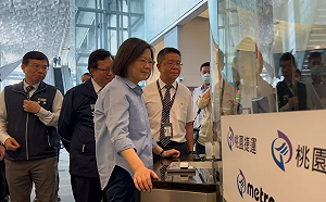 親身體驗TPASS 蔡英文：台灣公共運輸服務邁入新里程碑