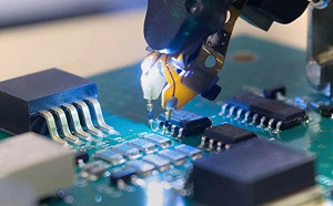 不是一個廠 是整個國家新產業! 印首建半導體組裝廠 國產晶片18月後出爐