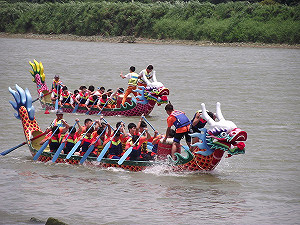 管仁健觀點》我們那端午節只放半天假的童年