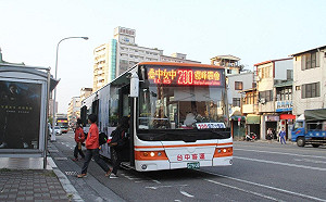 體貼長者交通問題 餘額不足將自動儲值免煩惱