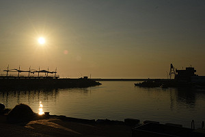 一日遊說走就走！竹圍漁港啖海味看夕陽