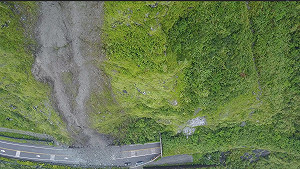 蘇花公路坍方 公路總局陸續搶通中