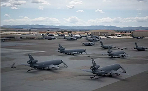 查了8個月查不到! 神祕買家大買美空中機動司令部週邊 美軍質疑要幹嘛