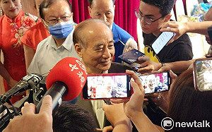 郭侯相會互動冷 王金平：精誠所至、金石為開