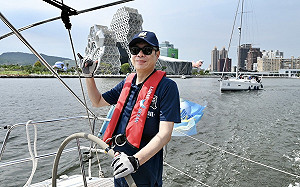 高雄海洋派對「國際帆船賽」登場 府會對抗賽皆大歡喜