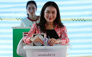 與柬前首相通話洩露引政治危機 泰國憲法法院暫停總理貝東塔職務