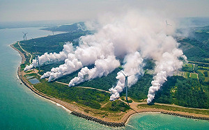 陸軍演習海岸施放煙霧彈防敵軍 退役少將驚：是在演練撤退?