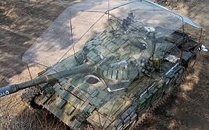 防自殺無人機? 解放軍坦克突然架起這片金屬網 真實妙用曝光.....