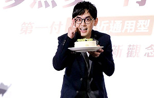 不只黃子佼!演藝圈再爆「2豬哥男星」性侵 德州媽媽揭身分線索