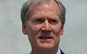 竟被校報「拉下馬」！多篇研究遭疑 史丹佛校長辭職負責 將撤回《自然》論文