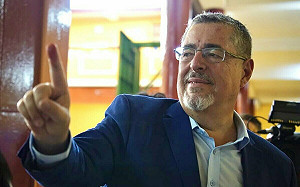 瓜地馬拉總統候選人阿雷巴洛：不會改變與台灣邦交關係　