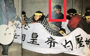 拿出證據！館長PO舊照、剪報 再嗆「民進黨沒救了」