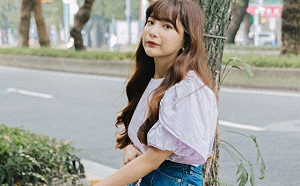 《Only Up》玩3小時「跌回原點」 貝莉莓崩潰：我沒辦法啊