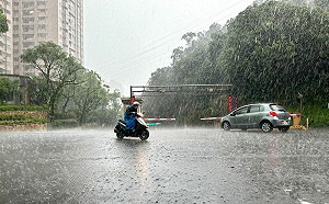 杜蘇芮風太強了！28日「10縣市停班停課」