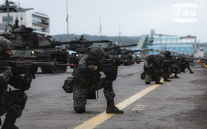 澎防部24日鎮疆操演 首次採夜間實彈射擊驗證成效