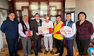 澎檢訪受保護管束人 贈春節慰問金展現柔性司法