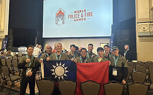 世界警消運動會 林右昌：台灣number1「不用擔心，把國旗拿出來！」