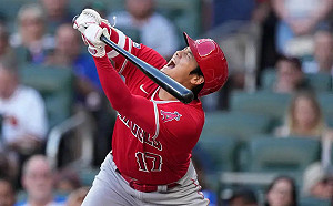 (影)大谷翔平慘遭觸身球伺候　忍不住大叫