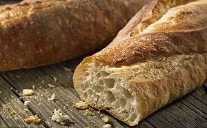 小一新生午餐連3天供應麵包  高市教育局：3日內提檢討改進報告