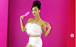 薔薔化身「亞洲芭比」大秀古銅美肌 網嗨翻：太適合了