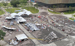 卡努甩了張善政「好大一巴掌」 議員痛罵450萬公帑成「明天過後」