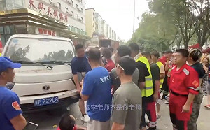 （影）黑心人變賣物資大賺「災難財」!  涿州政府也刁難救援隊進駐