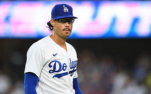 MLB／Joe Kelly爆粗口 :「Fxxxing Bxxxh.」